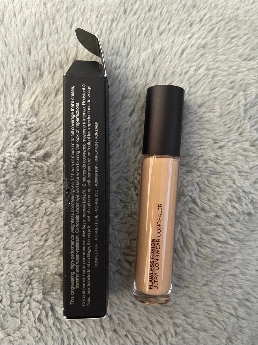 laura mercier Flawless Fusion Concealer 2N Beige Cream